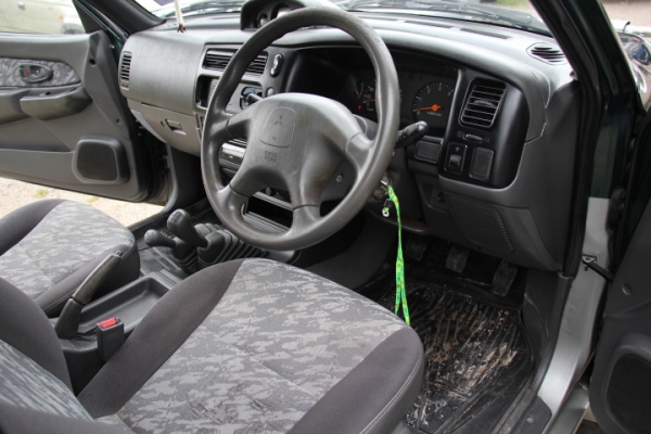 4WD ปี01 เครื่องดี คัชชีสวย และมีรถราคาถูกๆราคาส่ง. ราคาพ่อค้า. เชิญชมรายละเอืยด.http://www.rodban.net/ 4WD ปี01 เครื่องดี คัชชีสวย และมีรถราคาถูกๆราคาส่ง. ราคาพ่อค้า. เชิญชมรายละเอืยด.http://www.rodban.net/