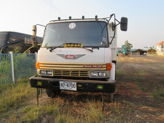 ขายรถ10 ล้อ HINO  2 เพลา เครื่อง 185 แรง มีเกียร์ฝาก ทะเบียนครบ พร้อมใช้งาน