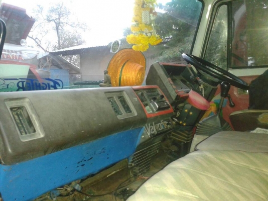 ขายเทรลเลอร์2เพลา เครื่อง175แรง เครื่องดี แคชซีสวย มีระบบไฮดรอลิกขึ้นรถเกี่ยว สภาพพร้อมใช้งาน เอกสารพร้อมโอน สนใจโทร 090-8588220คุณนะ 093-3258446คุณบิวตี้ ID:narong498 หรือ www.truck.in.th/498 หรือเพจFacebook ณรงค์ ซื้อขายรถมือสอง (เว็บไซต์ส่วนตัว)