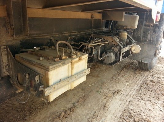 ขายดั้มISUZU ROCKY 195แรง พ.เพาเวอร์ เบรกทิฟฟี่ ภายในสวย แอร์เย็น ยาง825R16 สภาพพร้อมใช้งาน เอกสารพร้อมโอน สนใจโทร 090-8588220คุณนะ 093-3258446คุณบิว ID:narong498 หรือ www.truck.in.th/498 หรือเพจFacebook ณรงค์ ซื้อขายรถมือสอง (เว็บไซต์ส่วนตัว)