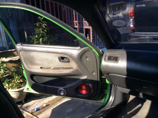 ขายครับ toyota.corola สามห่วง ปี95 ตัวท๊อปสุด เกียรธรรมดา ไม่เคยติดแกส สีเขียวเเสบตูด แมกหล่อๆ เครื่องดีช่วงล่างดีเกียรดี แอรเยน พร้อมใช้ วิ่งไกลสบาย. ภายในสวยไม่มีขาด แตกหัก. ไฟฟ้าทั้งคัน. ราคาแค่ 49000 งดต่อครับถูกแล้ว 085-359-4089 หรือ082-494-5768. กอล