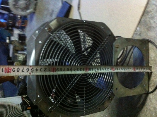 พัดลมเป่าโครงอลูมิเนียมอัลลอย แข็งแรงเบา แบบใบพัด 8 ใบ