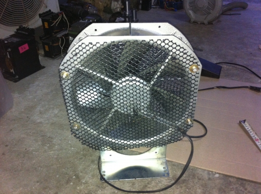 พัดลมเป่าโครงอลูมิเนียมอัลลอย แข็งแรงเบา แบบใบพัด 8 ใบ