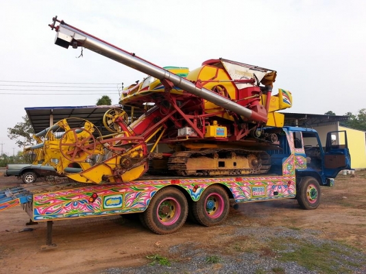 ขายรถเกี่ยวข้าว+เทรลเลอร์ สภาพพร้อมใช้งาน เอกสารพร้อมโอน สนใจโทร 090-8588220คุณนะ 093-3258446คุณบิวตี้ ID:narong498 หรือ www.truck.in.th/498 หรือเพจFacebook ณรงค์ ซื้อขายรถมือสอง (เว็บไซต์ส่วนตัว)