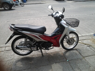 เวฟ110iปี255ตาทเท้า