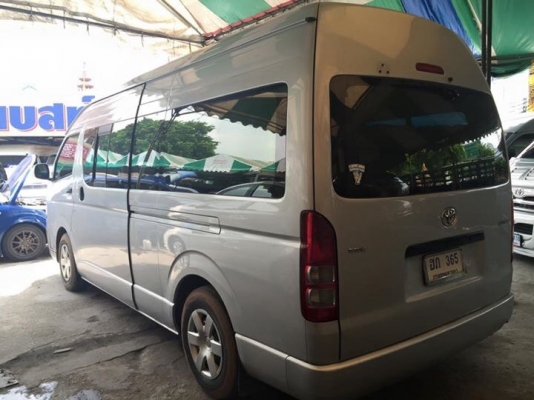 TOYOTA. COMMUTER 2.5 ปี 12 เกีย ทัมดา