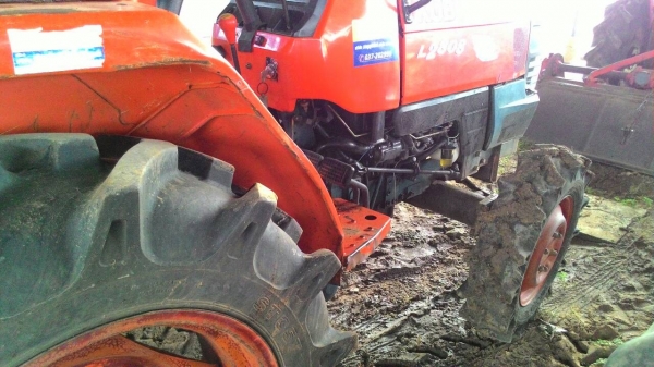 ขายรถไถ KUBOTA L2808 ราคา 165,000 อ.แกลง จ.ระยอง สอบถาม 0818618678 ขายรถไถ KUBOTA L2808 ราคา 165,000 อ.แกลง จ.ระยอง สอบถาม 0818618678