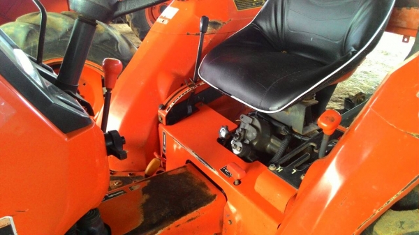ขายรถไถ KUBOTA L2808 ราคา 165,000 อ.แกลง จ.ระยอง สอบถาม 0818618678 ขายรถไถ KUBOTA L2808 ราคา 165,000 อ.แกลง จ.ระยอง สอบถาม 0818618678