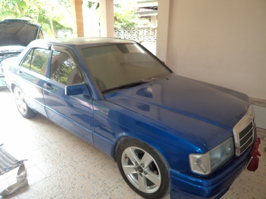 ขาย BENZ 190E ออโต้ ทั้งคันเป็นอะไหล่