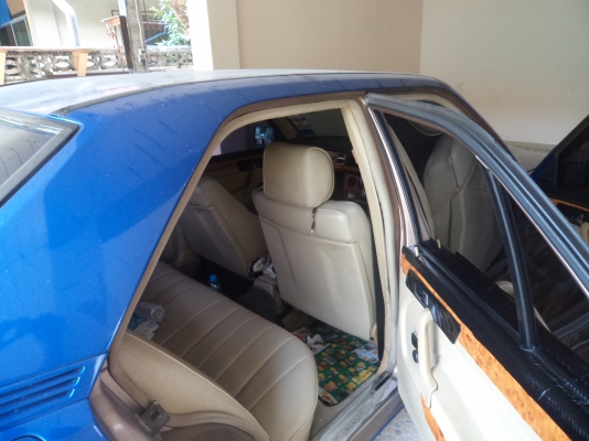 ขาย BENZ 190E ออโต้ ทั้งคันเป็นอะไหล่