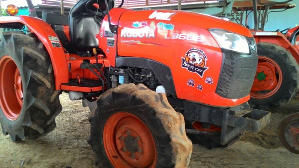 ขายรถไถ KUBOTA L3608 สภาพสวยๆ เดิมๆ รถไร่ ราคา 270,000 อ.แกลง จ.ระยอง สอบถาม 0818618678 ขายรถไถ KUBOTA L3608 สภาพสวยๆ เดิมๆ รถไร่ ราคา 270,000 อ.แกลง จ.ระยอง สอบถาม 0818618678
