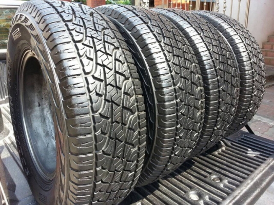 ขายล้อ 6 รู พร้อมยาง  245 70 16  AT