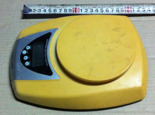 เครื่องขั่งน้ำหนักดิจิตอล CAMRY รับน้ำหนักได้ 5 กก. ขึ้นที่ละ 2 กรัม