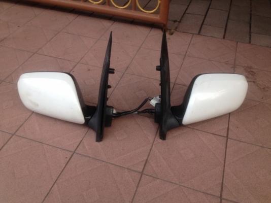 กระจกมองข้างโตต้า WIHS ของเก่าญี่ปุ่นเเท้สภาพสวย