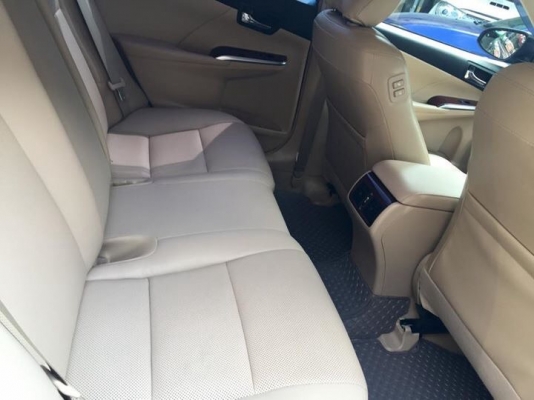 TOYOTA COMMUTER 2.5 G ปี 12 ออโต้ TOYOTA COMMUTER 2.5 G ปี 12 ออโต้