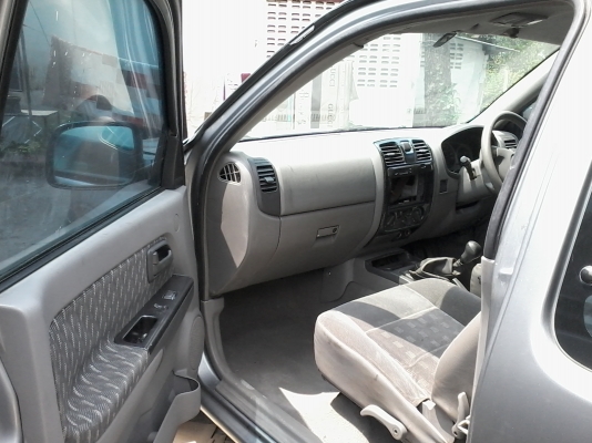 ขายด่วนครับ ISUZU D-MAX 2500 แค็ป ปี04 สีเดิมครับ ขายตามสภาพ