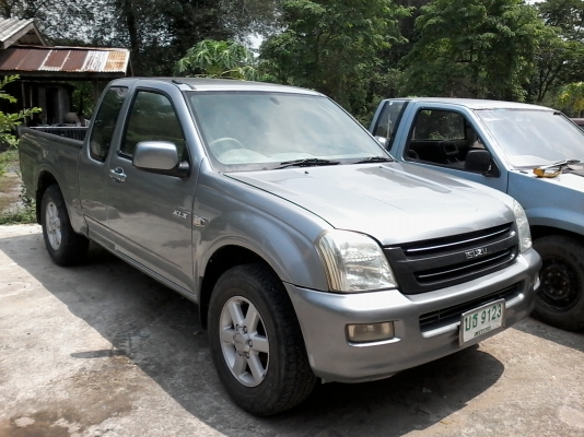 ขายด่วนครับ ISUZU D-MAX 2500 แค็ป ปี04 สีเดิมครับ ขายตามสภาพ