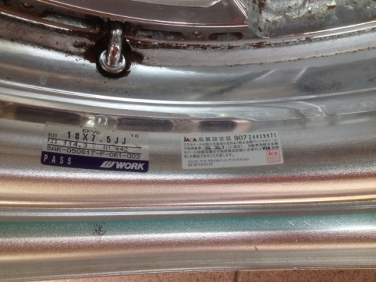 ล้อเเท้ W WORK หน้ากระจกขอบ18กว้าง7นิ้วครึ่ง4ลูกอ๊อฟ42 เดิมๆจากญี่ปุ่นสวยๆ