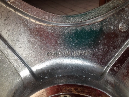 ล้อเเท้ W WORK หน้ากระจกขอบ18กว้าง7นิ้วครึ่ง4ลูกอ๊อฟ42 เดิมๆจากญี่ปุ่นสวยๆ