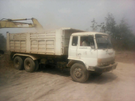 ขาย HINO F18 สภาพสวยพร้อมใช้ ราคาต่อรองได้ ติดต่อได้ที่คุณ อ๊อฟ พิจิตร 086-737-9991