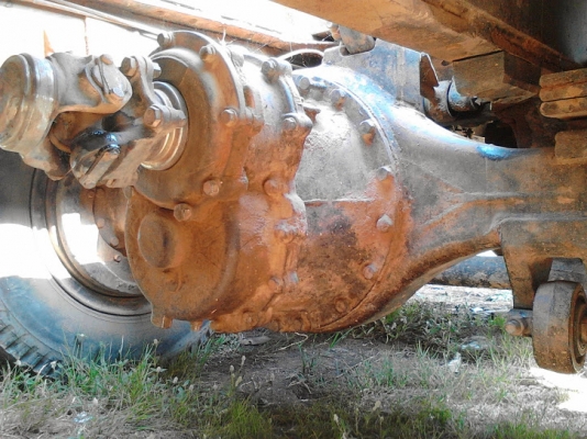 ขาย 2 คัน 900,000  รถเกียวข้าวไทยเส็ง เดี่ยวทรนง พร้อมเทรลเลอร์ 10 ล้อสองเพลามีโสลว์กลาง สภาพดี ราคาต่อรองได้