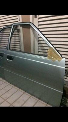 ประตู นิสัน B11 คู่หน้า สภาพสวยๆ ครับ อุปกรณ์ครบ ประตู นิสัน B11 คู่หน้า สภาพสวยๆ ครับ อุปกรณ์ครบ