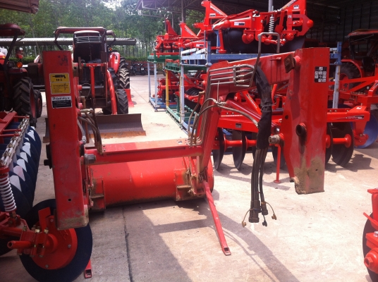 อุปกรณ์ต่อพ่วงรถแทรกเตอร์ อุปกรณ์ต่อพ่วงรถแทรกเตอร์