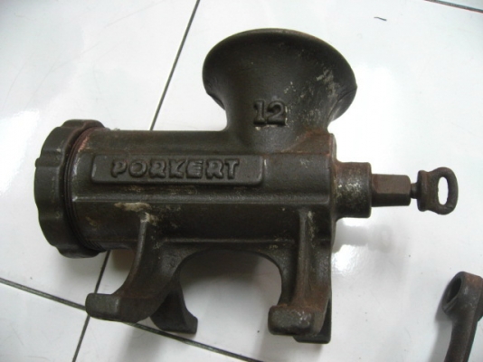 เครื่องบดงานเก่า czechoslovakia