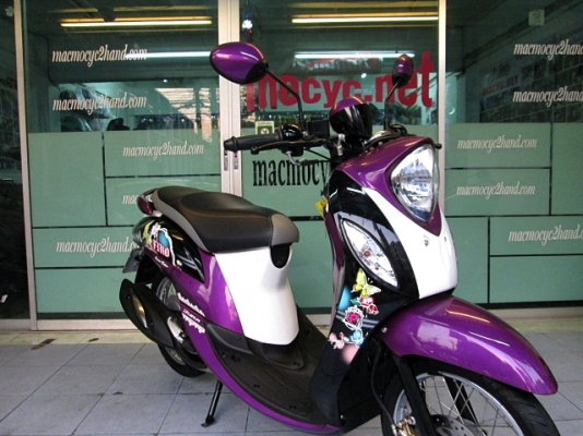 Fino i สี ม่วงดำขาว ลายแฟร์ชั่น ลายใหม่ล่าสุด  รถเดือน พฤษภาคม ปี57 ไมล์ 2 พันโล แถม 2 รายการ 29900