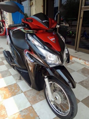Honda Click 125i ปี 2557 สีดำแดง รุ่น Tune up รถสวย ประหยัดน้ำมัน