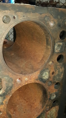 ขาย -- เสื้อสูบเบนซ์ 210 แรงม้า (รถบัส) ขาย -- เสื้อสูบเบนซ์ 210 แรงม้า (รถบัส)