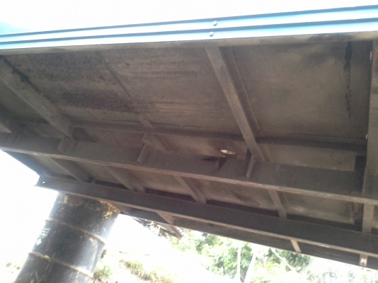 ขายถูกเหลือ 55000 บาทตู้ไอศครีมพร้อมเครื่องทำความเย็นสภาพ 80\%สวยภายในเป็นสเเตนเลส นอกอลูมีเนียม  ขนาด4.20*2*2.10 ต่อรองได้ ขายได้ขายเลยครับ