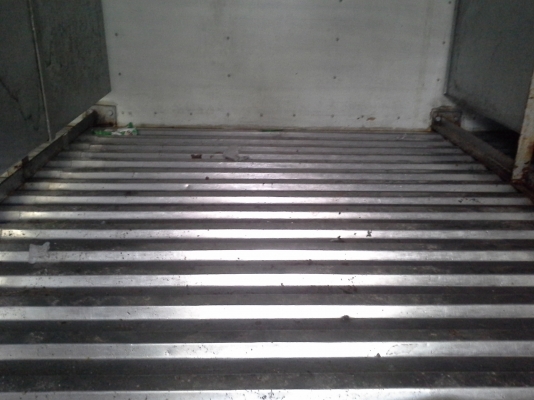 ขายถูกเหลือ 55000 บาทตู้ไอศครีมพร้อมเครื่องทำความเย็นสภาพ 80\%สวยภายในเป็นสเเตนเลส นอกอลูมีเนียม  ขนาด4.20*2*2.10 ต่อรองได้ ขายได้ขายเลยครับ