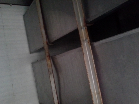 ขายถูกเหลือ 55000 บาทตู้ไอศครีมพร้อมเครื่องทำความเย็นสภาพ 80\%สวยภายในเป็นสเเตนเลส นอกอลูมีเนียม  ขนาด4.20*2*2.10 ต่อรองได้ ขายได้ขายเลยครับ