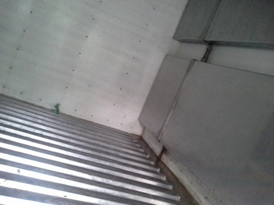 ขายถูกเหลือ 55000 บาทตู้ไอศครีมพร้อมเครื่องทำความเย็นสภาพ 80\%สวยภายในเป็นสเเตนเลส นอกอลูมีเนียม  ขนาด4.20*2*2.10 ต่อรองได้ ขายได้ขายเลยครับ