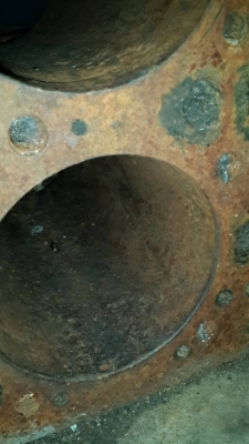 ขาย -- เสื้อสูบเบนซ์ 210 แรงม้า (รถบัส)