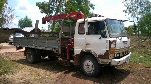 ขายรถ 6 ล้อติดเครน UNIC 3 ตัน HINO FD ยาว 5.50 เมตร เครื่อง WO6E 165 แรงม้า เกียร์ HO พาวเวอร์ ทะเบียนพร้อมโอนครับ