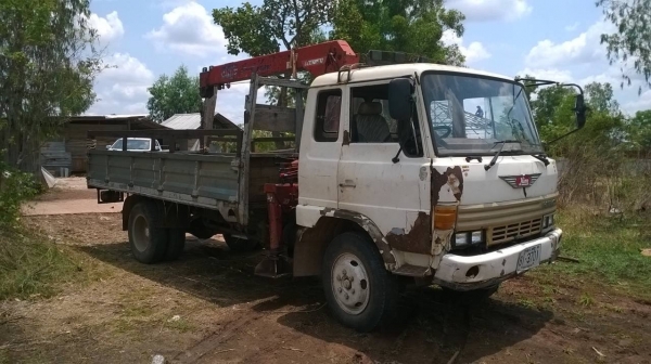 ขายรถ 6 ล้อติดเครน UNIC 3 ตัน HINO FD ยาว 5.50 เมตร เครื่อง WO6E 165 แรงม้า เกียร์ HO พาวเวอร์ ทะเบียนพร้อมโอนครับ