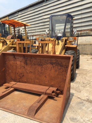 ขายด่วนเลย รถตักเพิ่งมาถึงเมืองไทย นำเข้าจากญี่ปุ่นโดยตรง