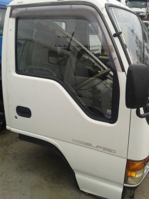 หัวเก๋ง ISUZU NKR การ์ตูน