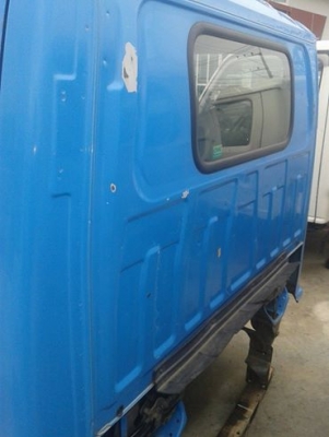 หัวเก๋ง ISUZU NKR การ์ตูน หัวเก๋ง ISUZU NKR การ์ตูน