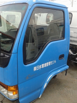 หัวเก๋ง ISUZU NKR การ์ตูน หัวเก๋ง ISUZU NKR การ์ตูน