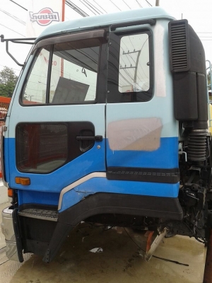 หัวเก๋ง NISSAN หน้า V รุ่นใหม่