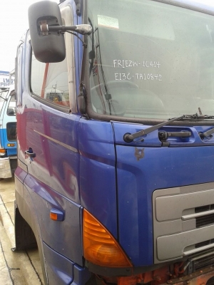 หัวเก๋ง HINO Series 700