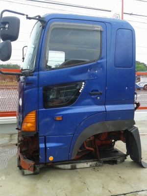 หัวเก๋ง HINO Series 700