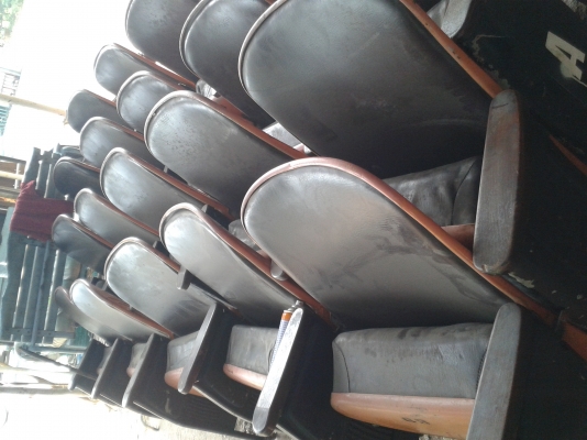 ขายเก้าอี้โรงหนังโบราณ ราคาถุกตัวละ 1000