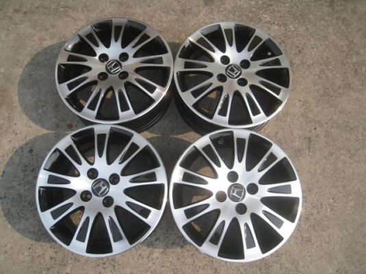 ขายล้อแม็ก Honda jazz 15"x6" et53 4รู100 สนใจติดต่อเล็กคลองสามครับ 081-3747940 ขายล้อแม็ก Honda jazz 15"x6" et53 4รู100 สนใจติดต่อเล็กคลองสามครับ 081-3747940