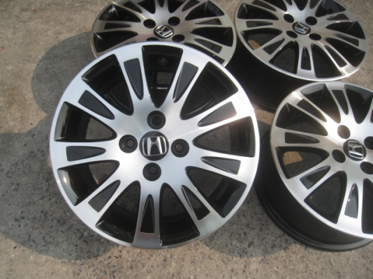 ขายล้อแม็ก Honda jazz 15"x6" et53 4รู100 สนใจติดต่อเล็กคลองสามครับ 081-3747940 ขายล้อแม็ก Honda jazz 15"x6" et53 4รู100 สนใจติดต่อเล็กคลองสามครับ 081-3747940