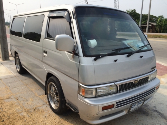 ขายเออแวนแต่งตัวนอก VIPทั้งคัน ขายเออแวนแต่งตัวนอก VIPทั้งคัน