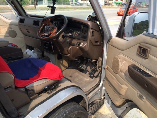 ขายเออแวนแต่งตัวนอก VIPทั้งคัน ขายเออแวนแต่งตัวนอก VIPทั้งคัน